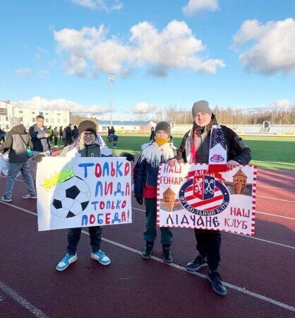 Завершение сезона - 2025 с плакатами